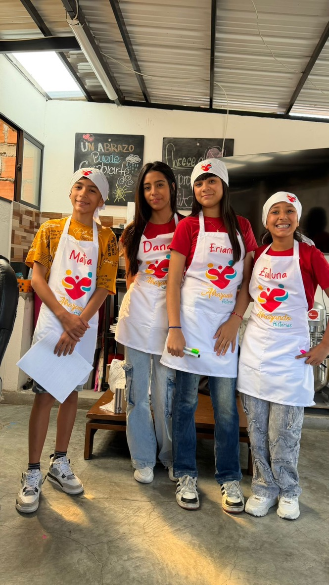 Young bakers in their new aprons.